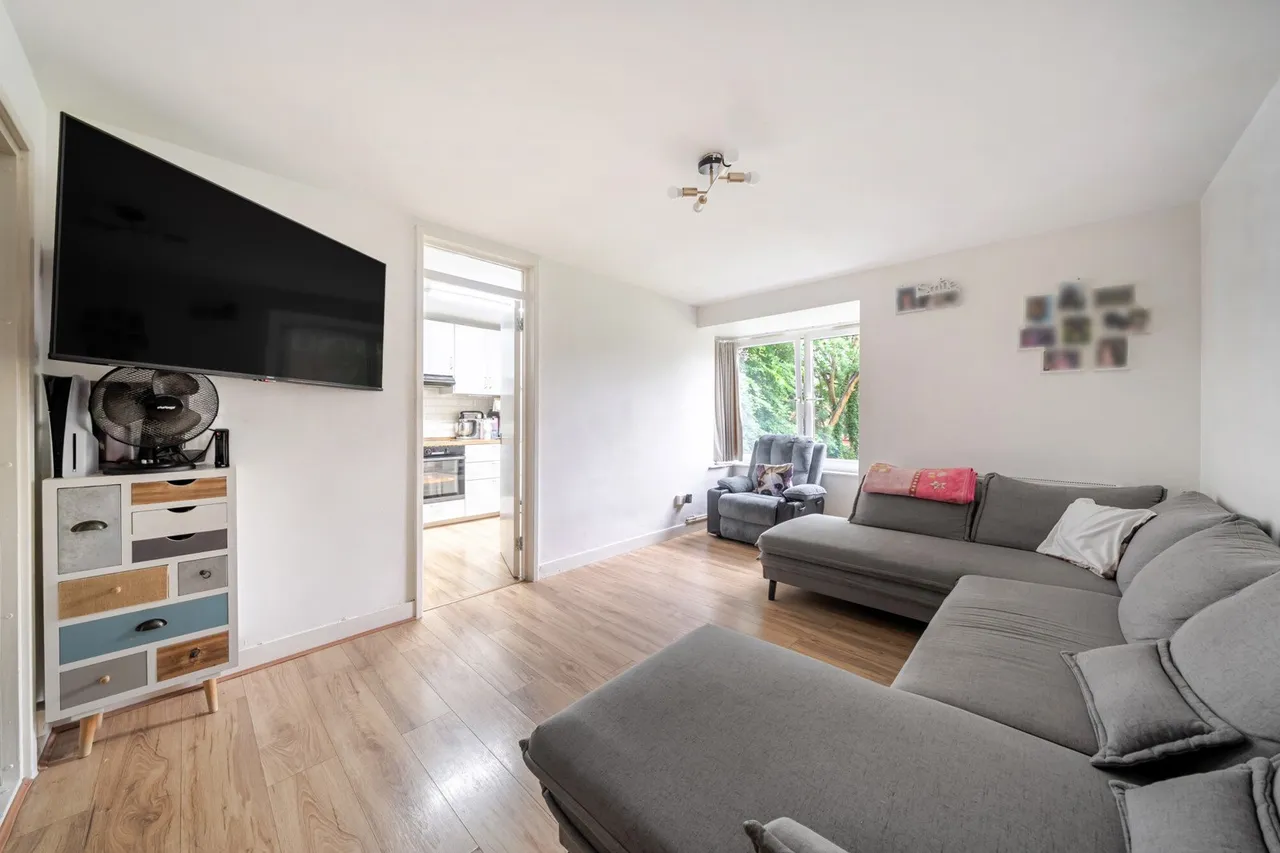 2 bed flat for sale — Callaghan Close, SE13
