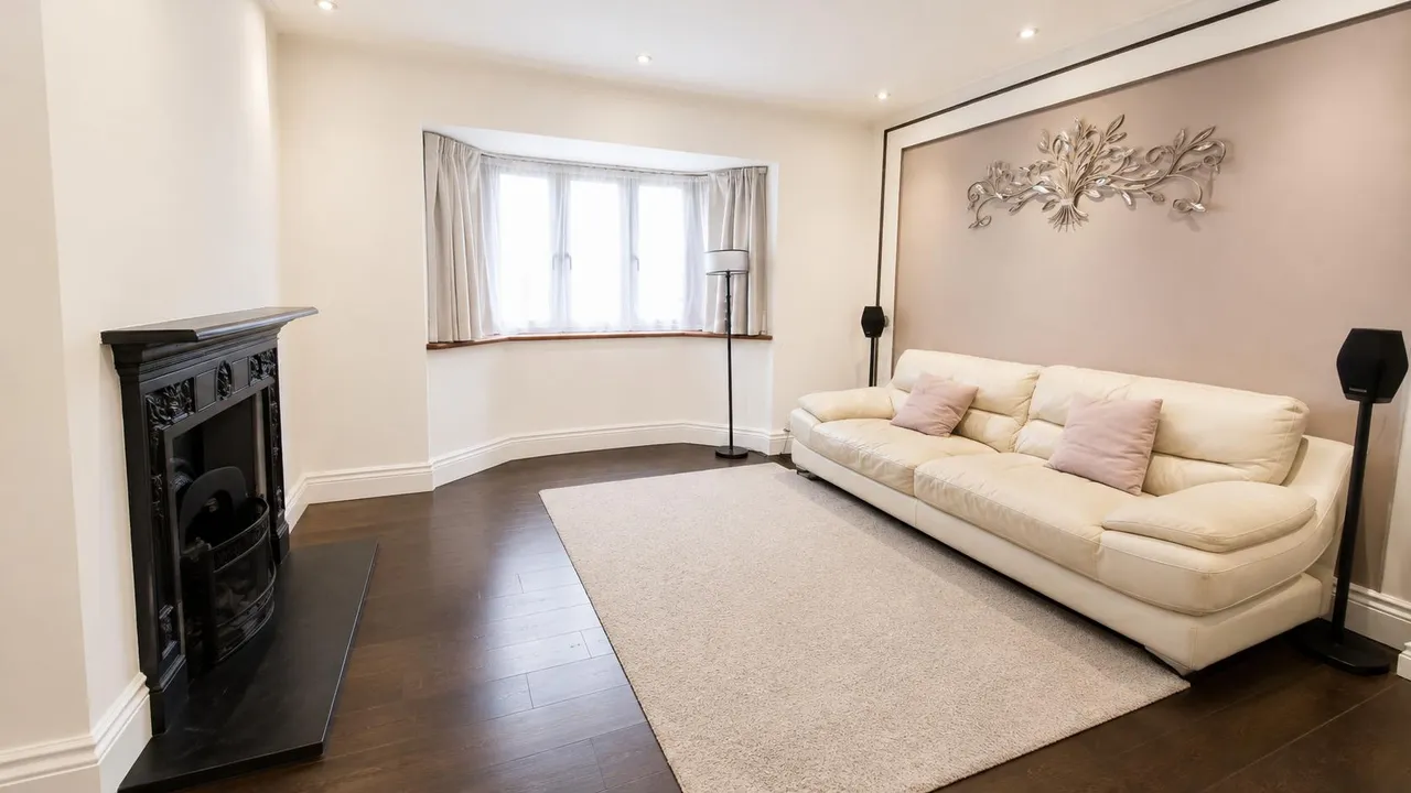 Central Avenue, South Ockendon, RM15, photo 5