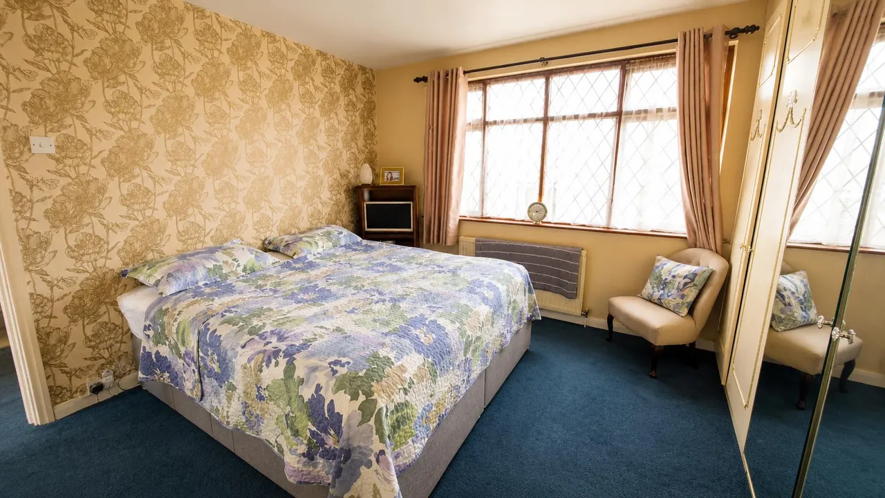 East Road, Chadwell Heath, RM6, photo 10