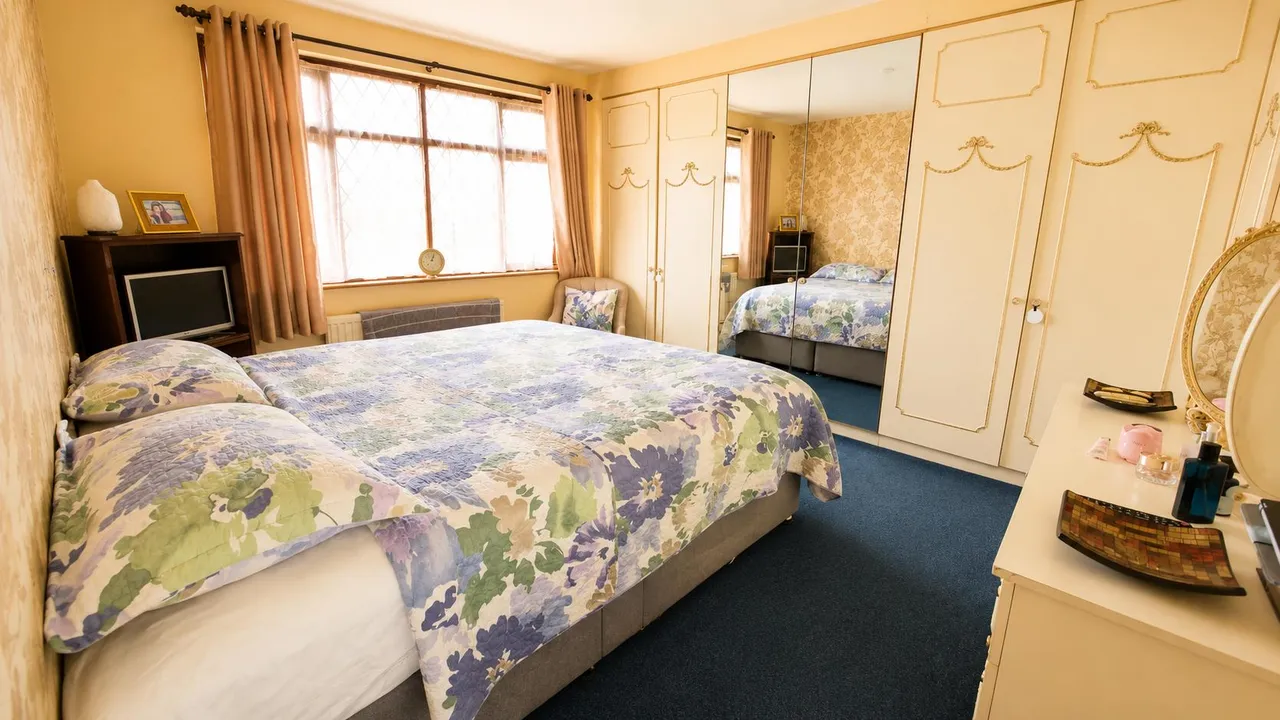 East Road, Chadwell Heath, RM6, photo 9