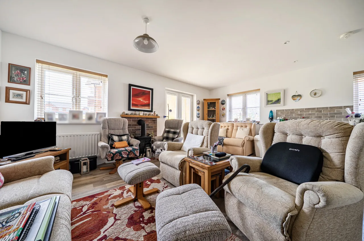 Herd Drive, Wokingham, Berkshire, RG41 1BL, photo 3
