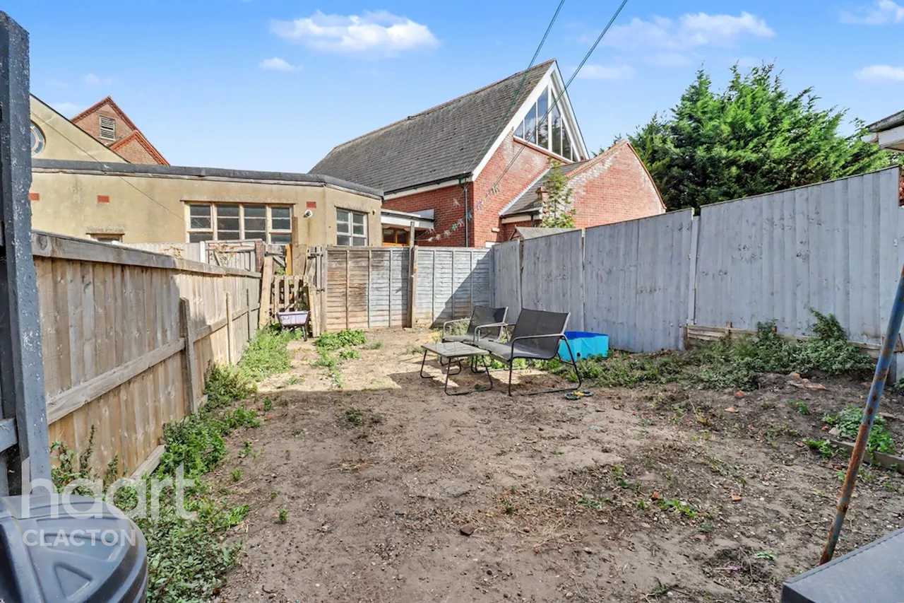 Old Road, Clacton-On-Sea, CO15, photo 12