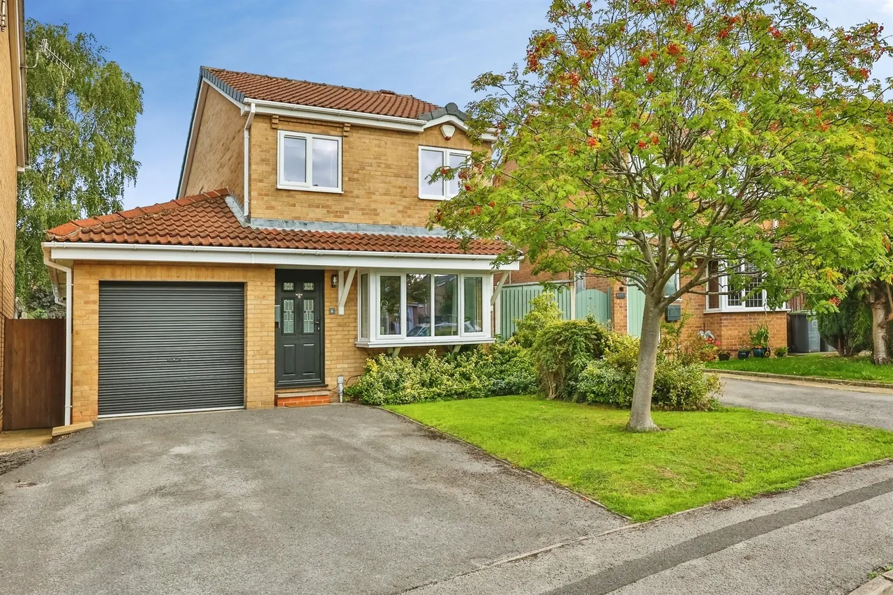3 bed house for sale, The Pastures, Giltbrook, NG16