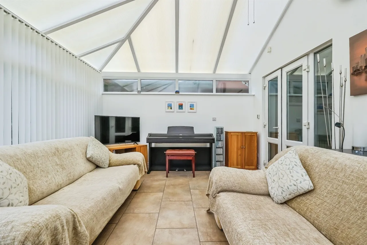 The Pastures, Giltbrook, NG16, photo 11
