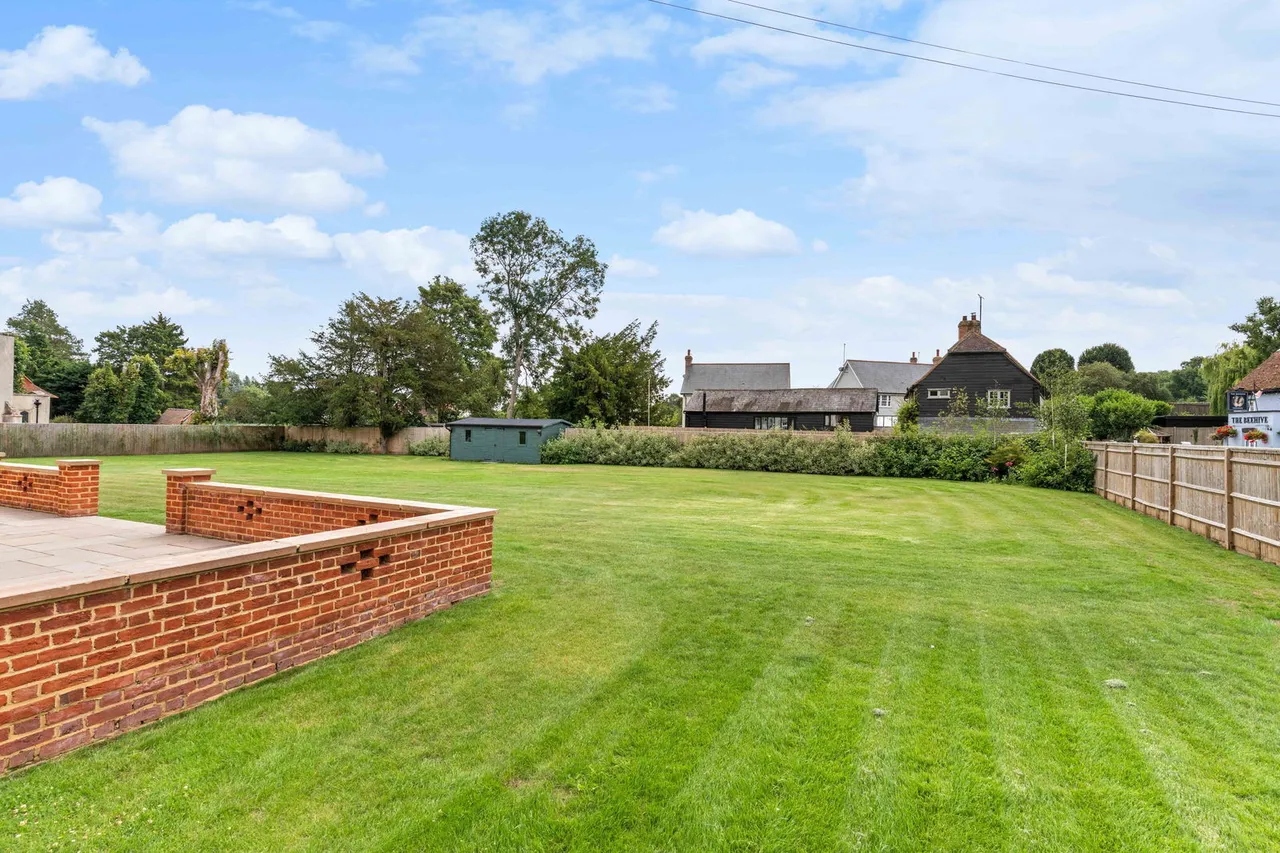 Hare Street, Buntingford, SG9, photo 53