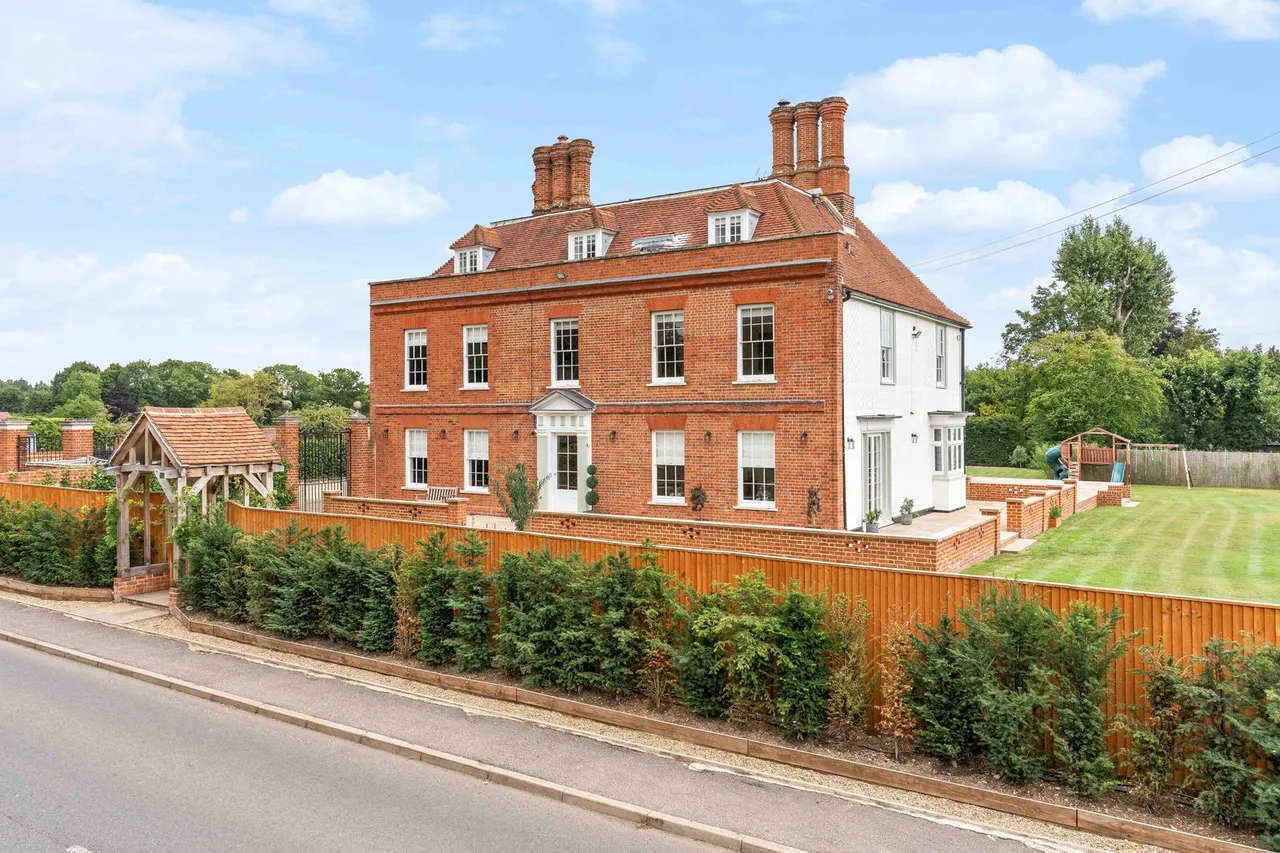 Hare Street, Buntingford, SG9, photo 64