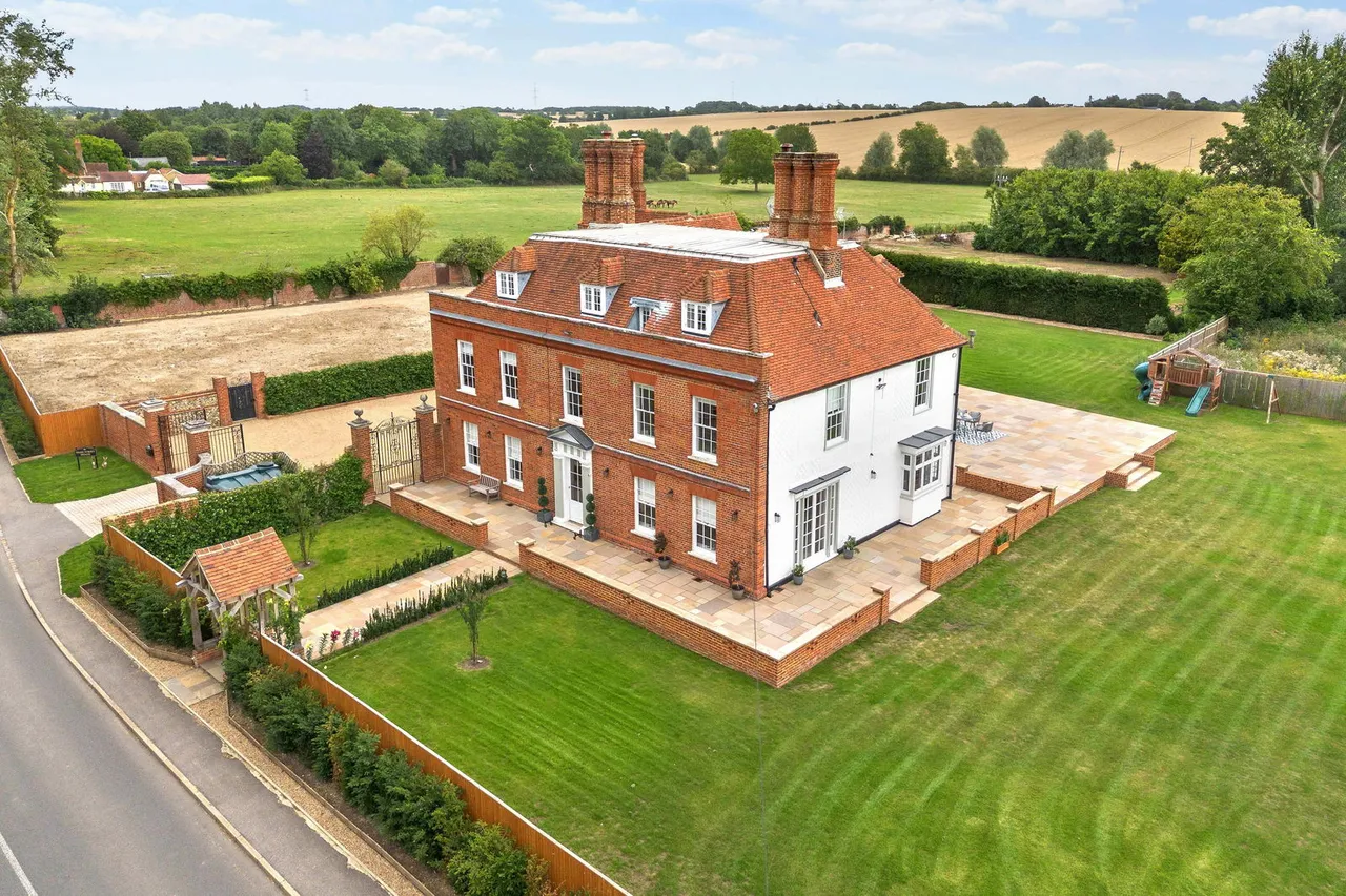 Hare Street, Buntingford, SG9, photo 68