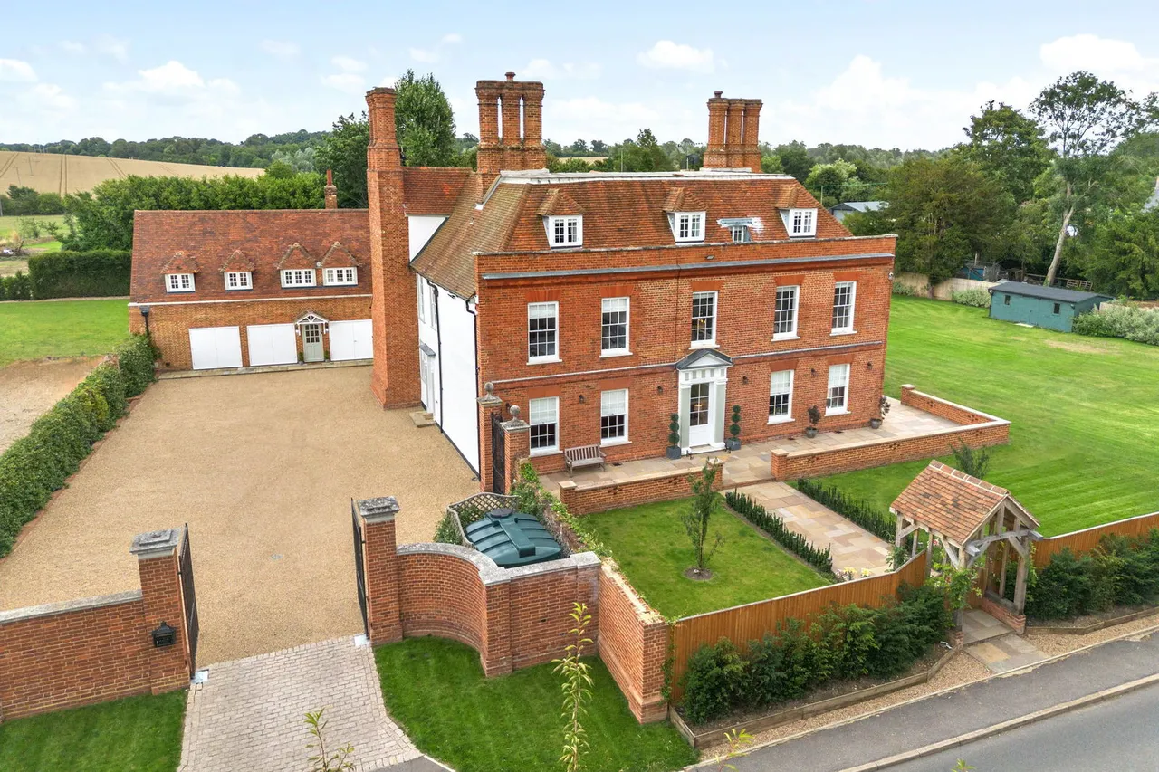 Hare Street, Buntingford, SG9, photo 3