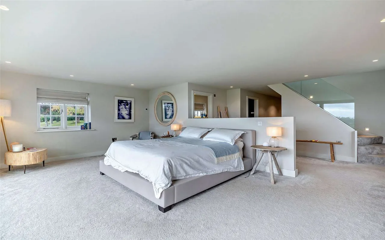 Hollins Hill, Utkinton, CW6, photo 10