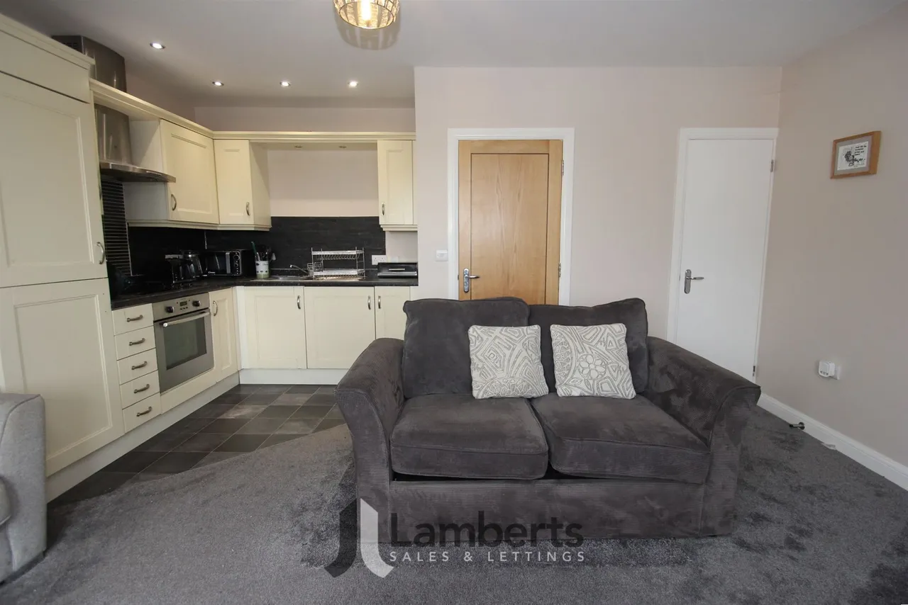 5 Ryland House Hewell Road, Redditch, photo 7