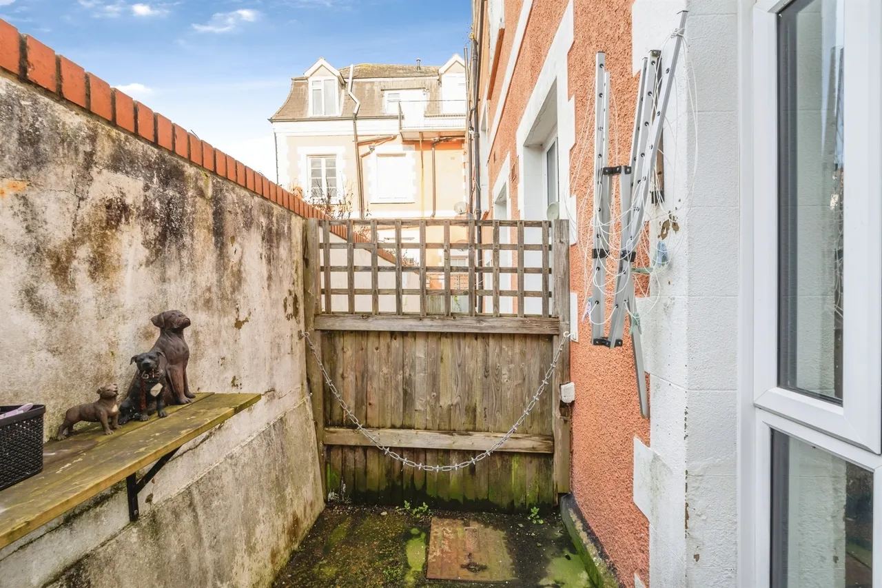 Church Hill, Newhaven, BN9, photo 13