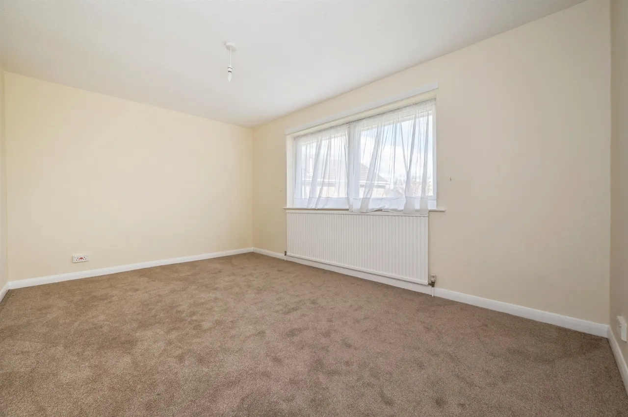 Royston Avenue, Eastleigh, photo 9