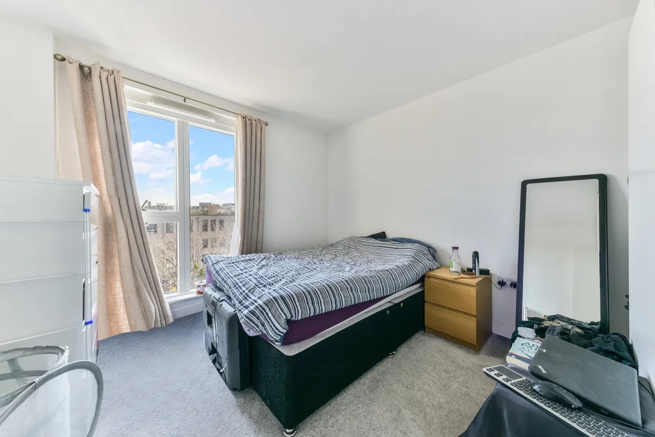 Ferdinand Court, Catford Green, Adenmore Road, Catford, SE6, photo 6