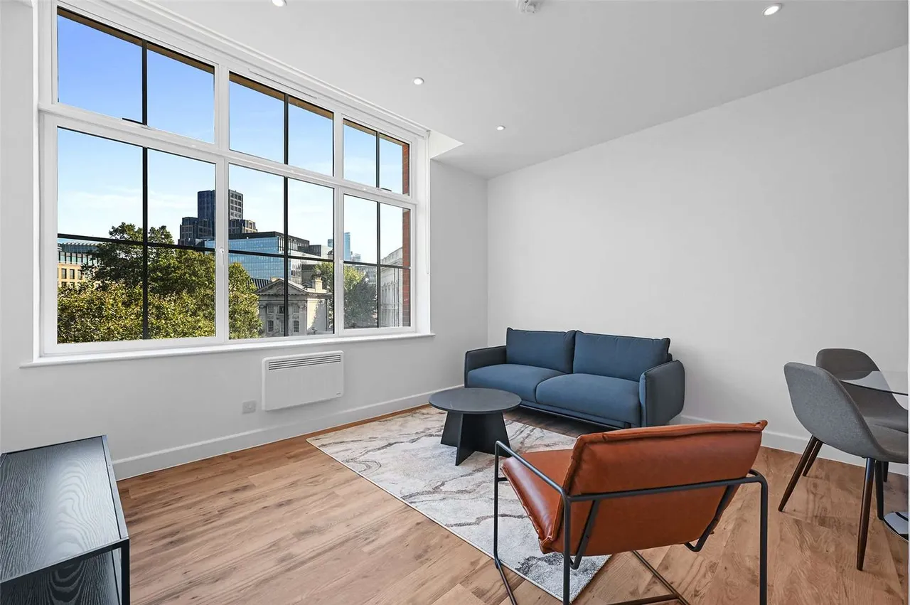 2 bed new development to rent, West Smithfield, London, EC1A