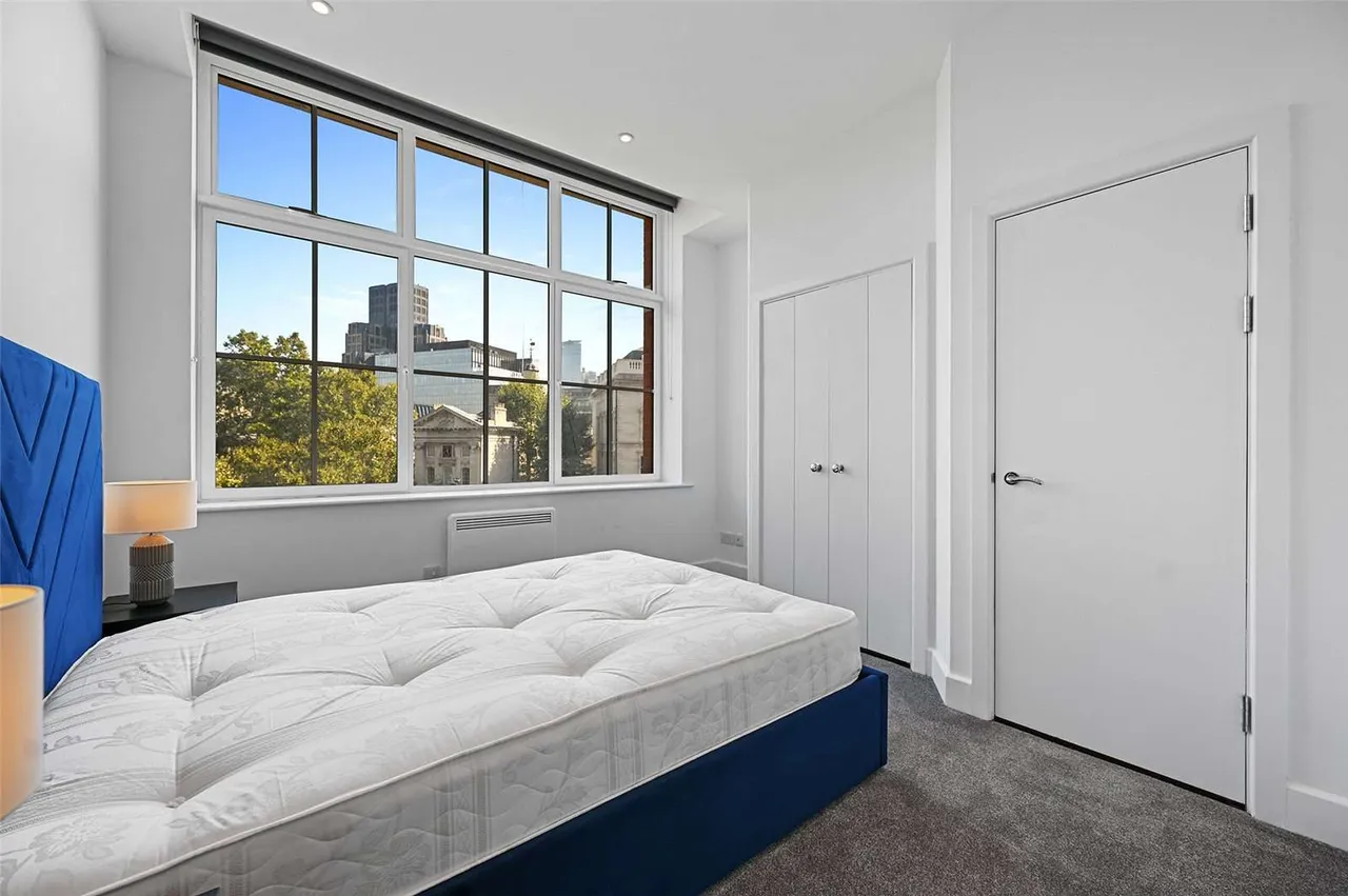 West Smithfield, London, EC1A, photo 6