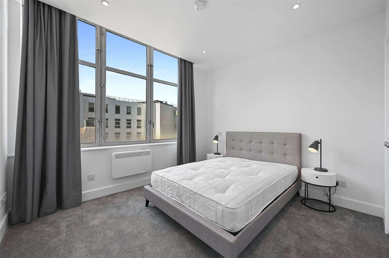 West Smithfield, London, EC1A, photo 5