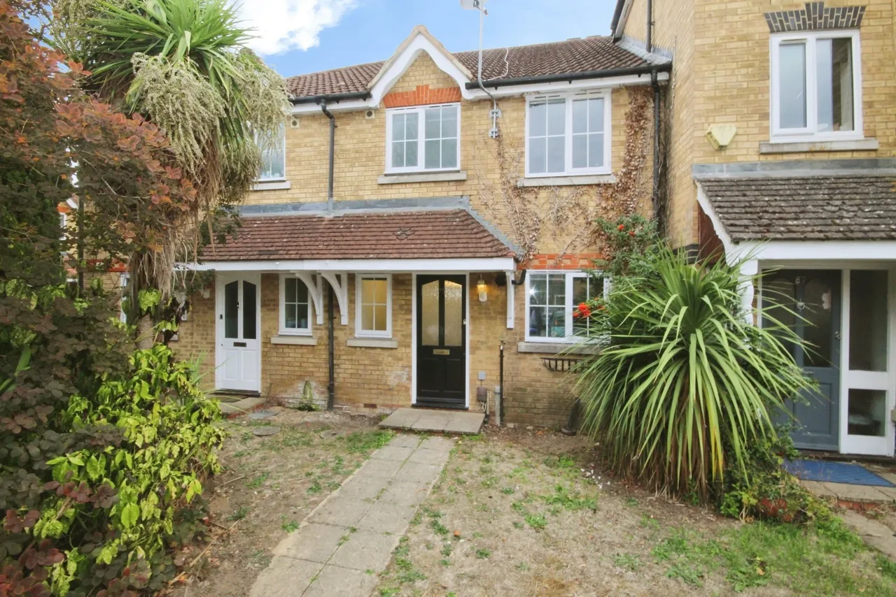 3 bed house to rent, Nightingale Shott, Egham, TW20
