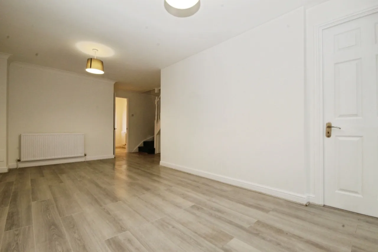 Nightingale Shott, Egham, TW20, photo 6