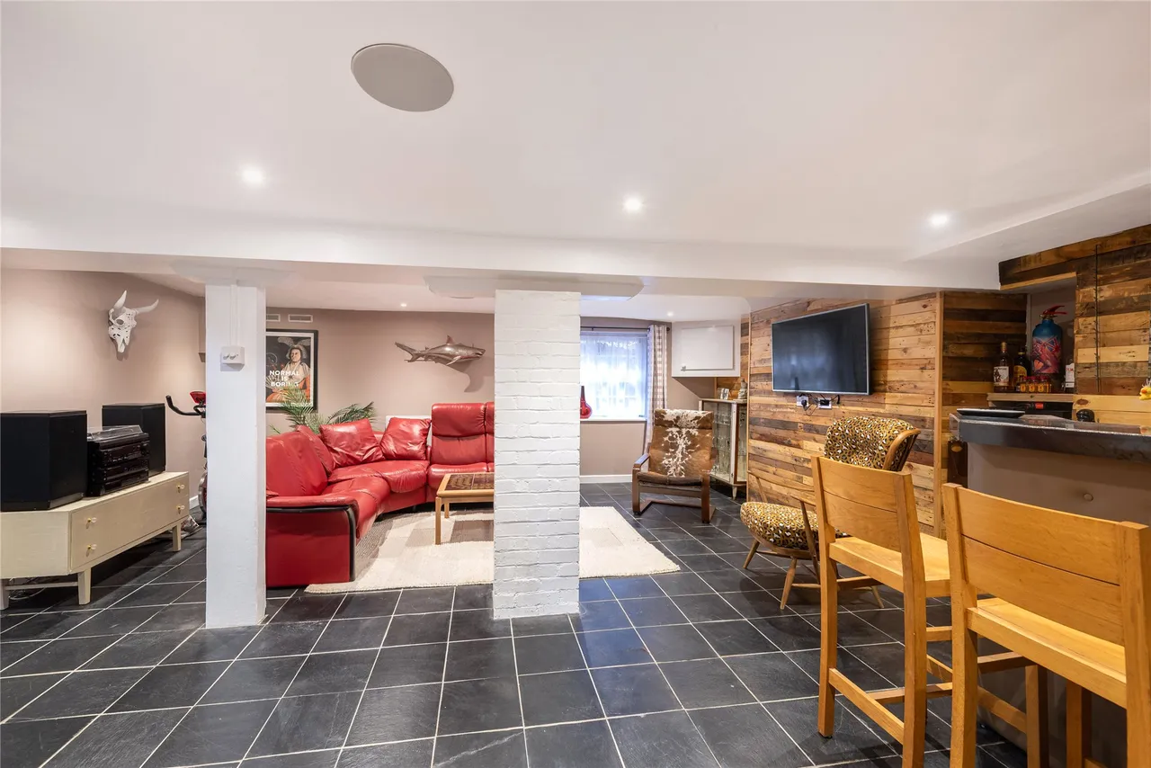 West Street, Buckingham, MK18, photo 19