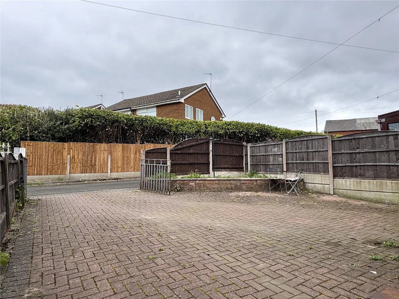 Hollins Road, Hollins, OL8, photo 2