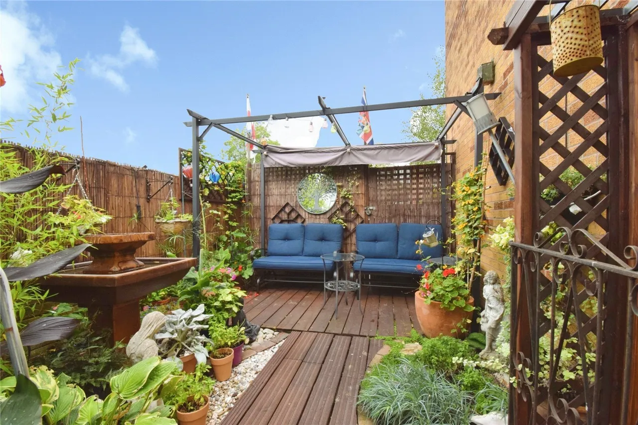 Taylors Bridge Road, Wigston, LE18, photo 10