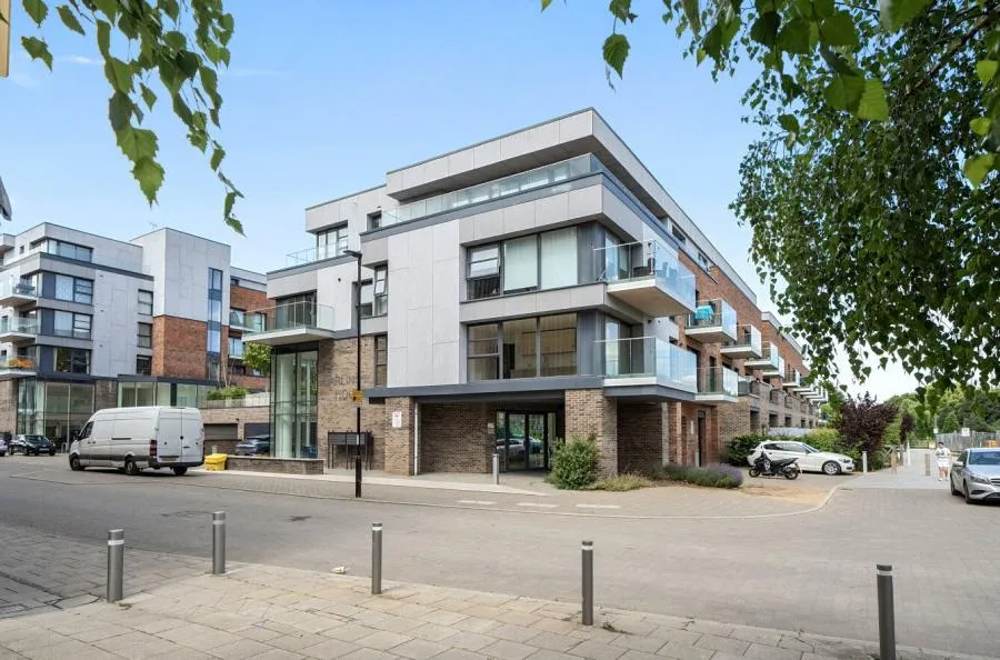 2 bed flat to rent, Merlin Drive, Peterborough, PE2
