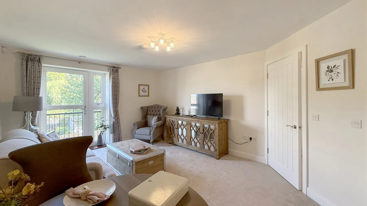 Crescent Place, Warminster, BA12, photo 4