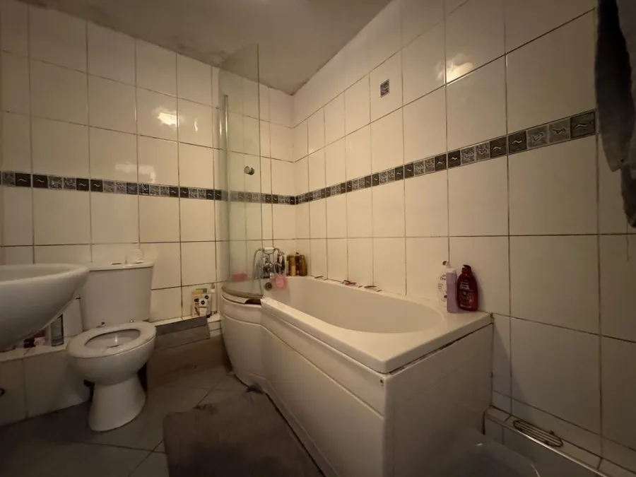 Aberfan Crescent, Aberfan, CF48, photo 8