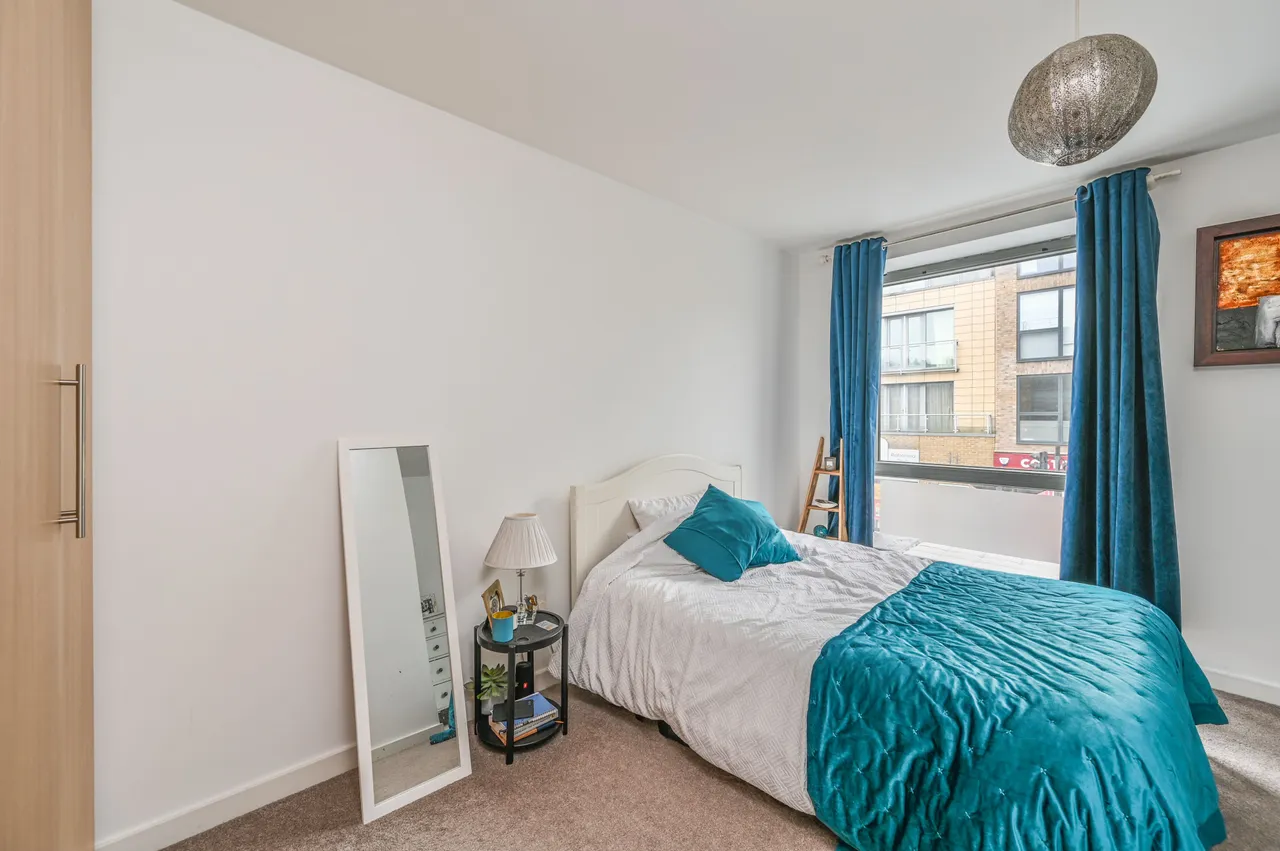 3 Yvon House, Alexandra Avenue, London, photo 4