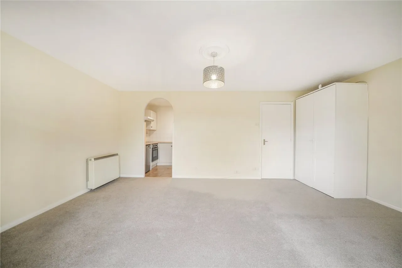 Mahon Close, Enfield, EN1, photo 8