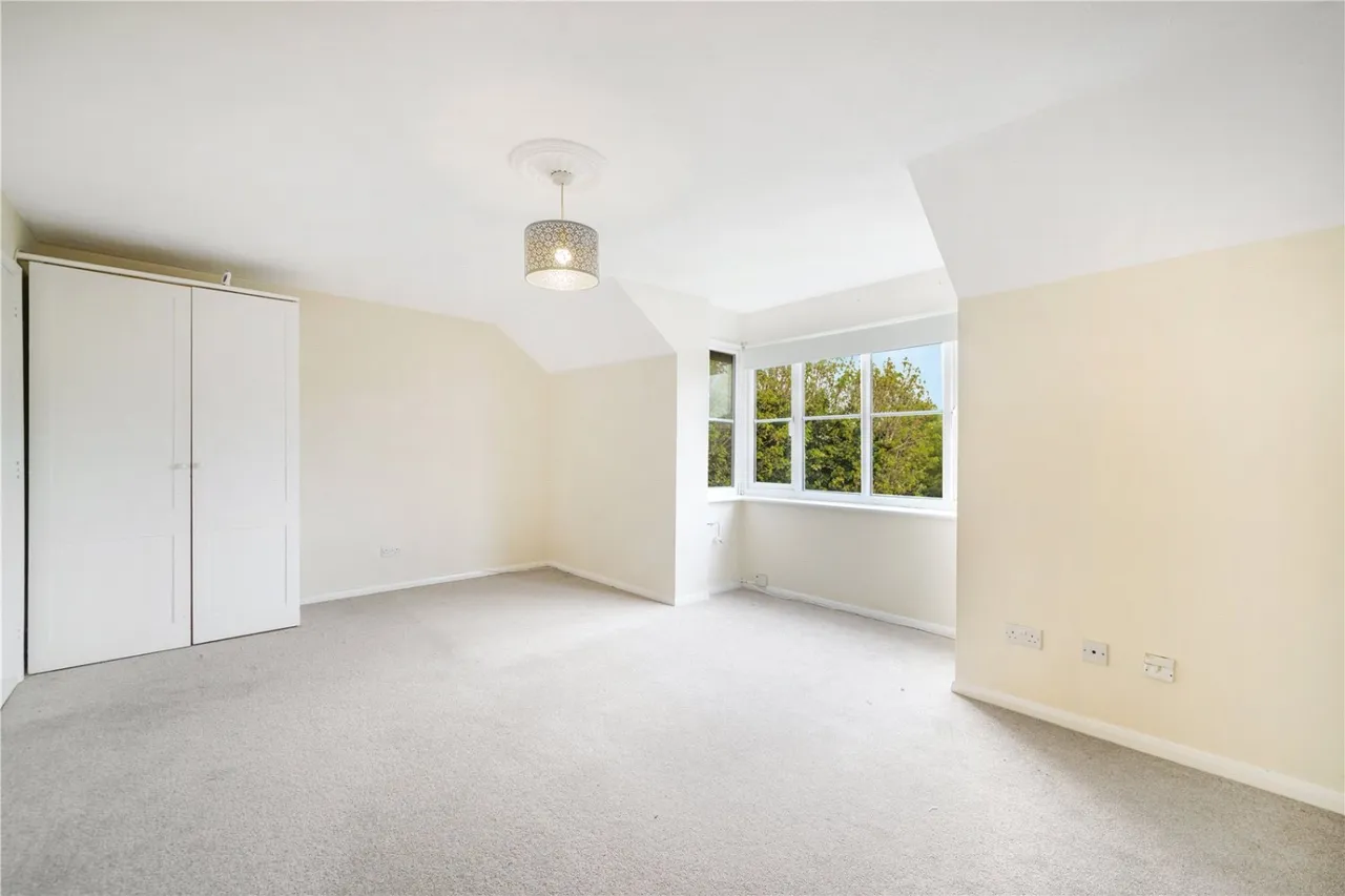 Mahon Close, Enfield, EN1, photo 3