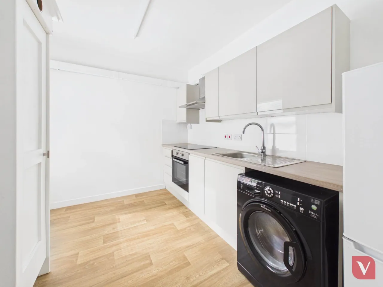 Russell Rise, Luton, LU1 5ET, photo 5