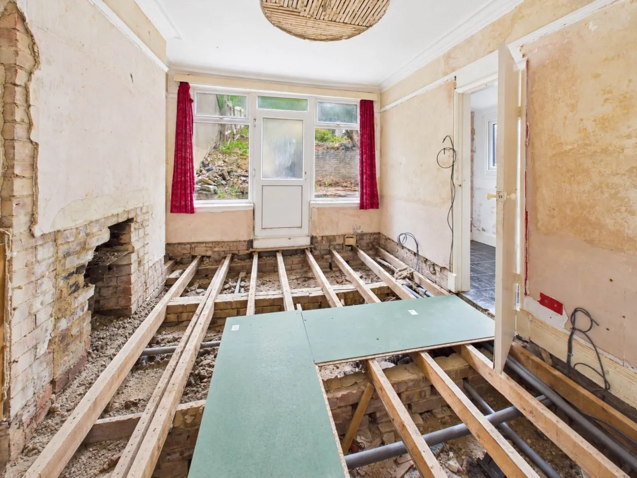 Russell Rise, Luton, LU1 5ET, photo 8
