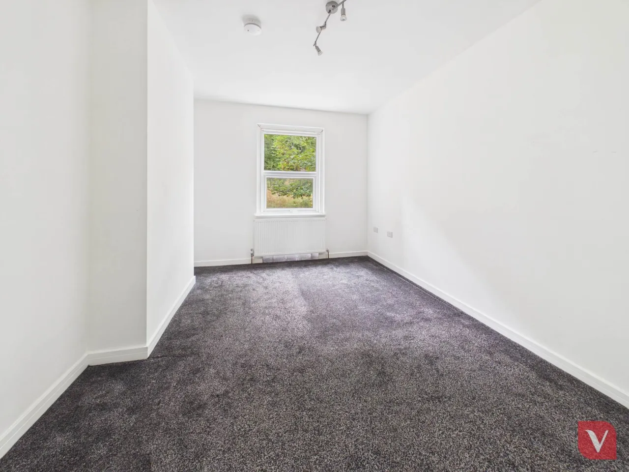 Russell Rise, Luton, LU1 5ET, photo 6
