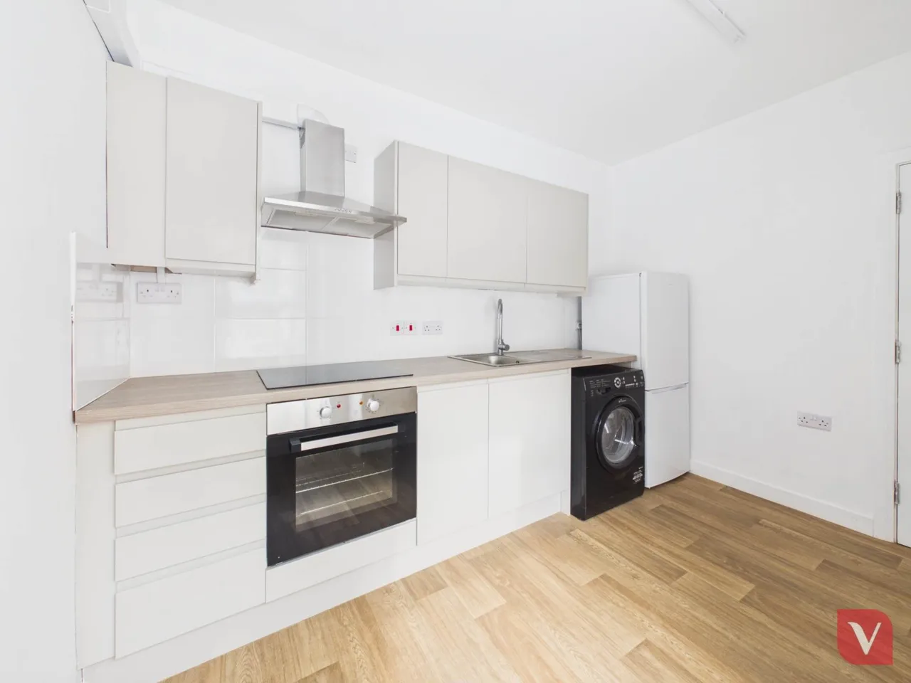 Russell Rise, Luton, LU1 5ET, photo 3