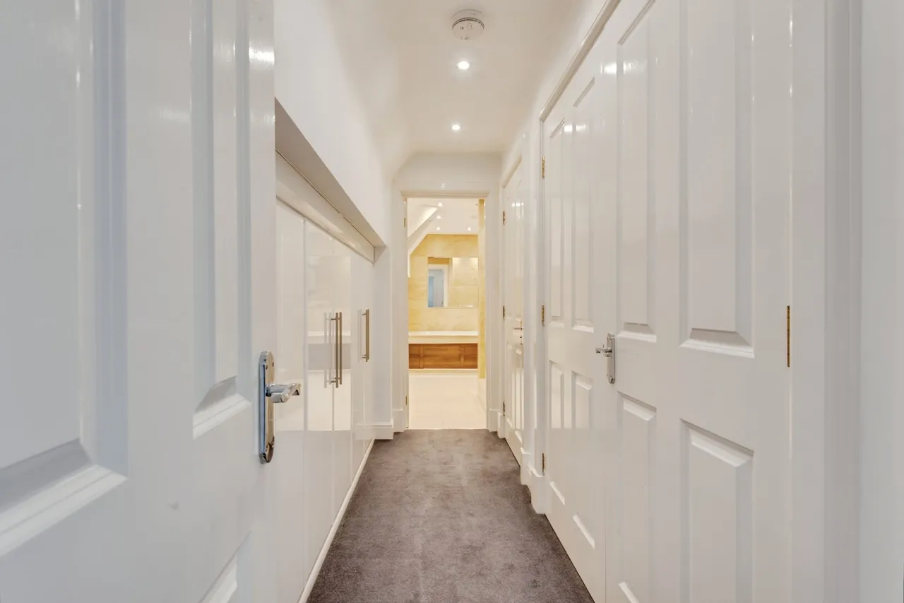 Ye Priory Court, Liverpool, L25, photo 15