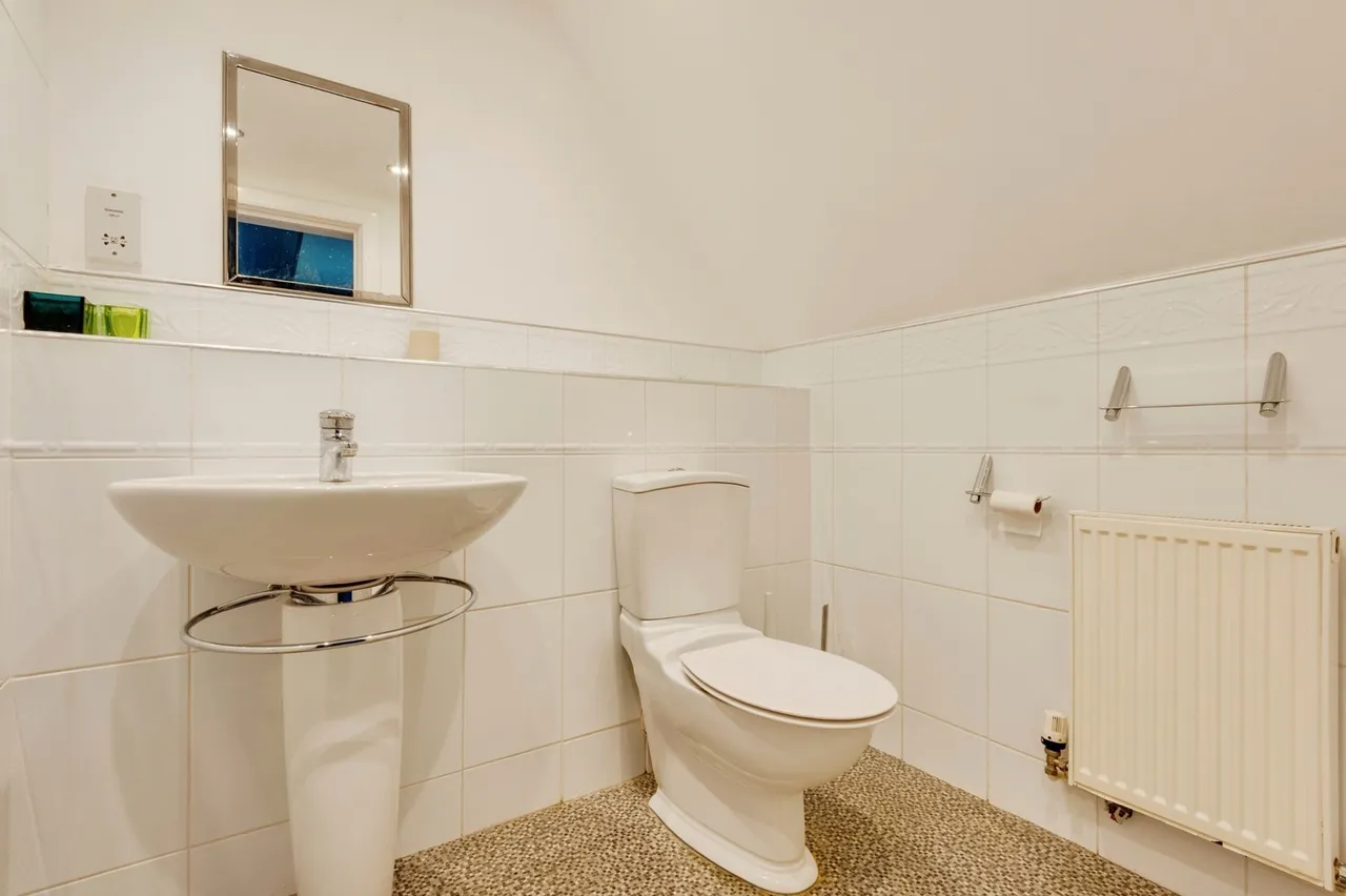 Ye Priory Court, Liverpool, L25, photo 10