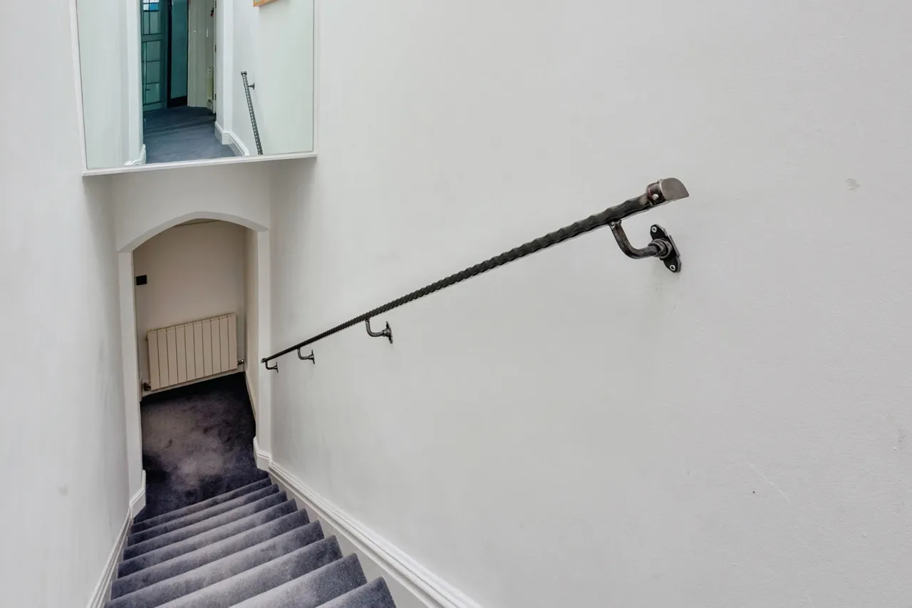 Ye Priory Court, Liverpool, L25, photo 21