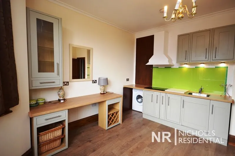 Worple Road, Epsom, KT18, photo 6