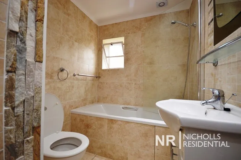 Worple Road, Epsom, KT18, photo 11