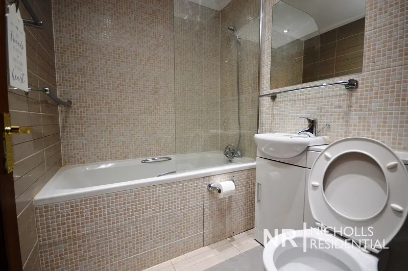 Worple Road, Epsom, KT18, photo 10