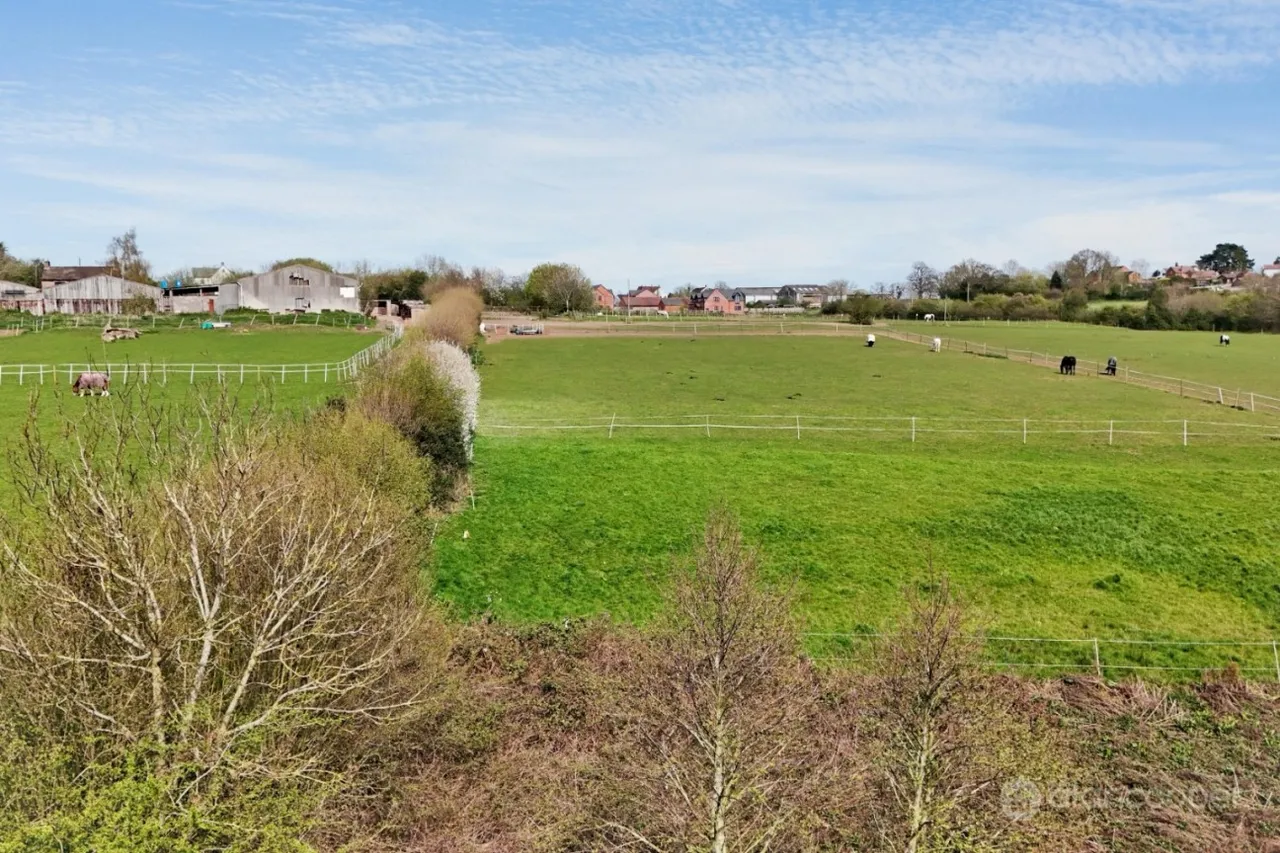 Tunnel Road, Galley Common, CV10, photo 27