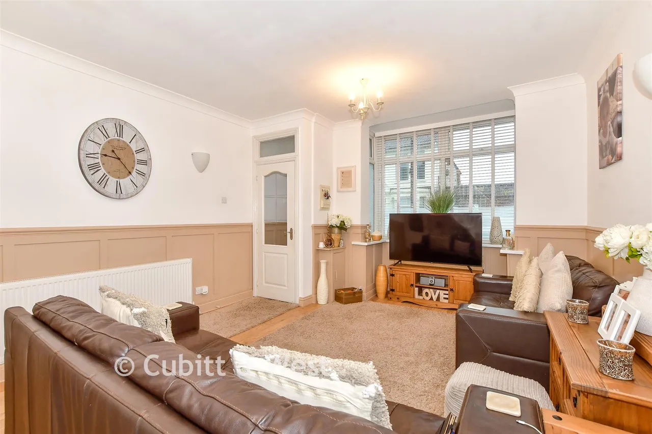 Northgate Avenue, Portsmouth, PO2, photo 3