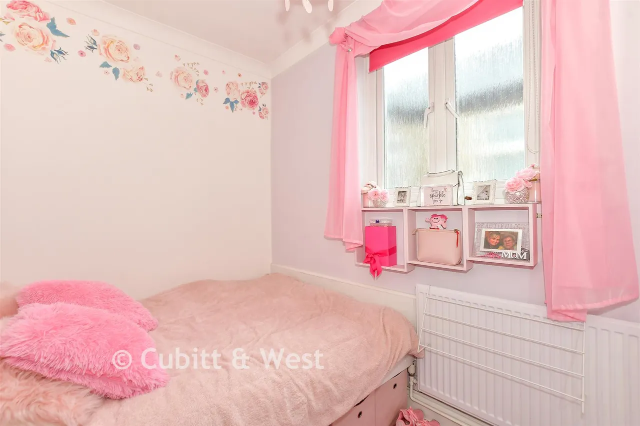 Northgate Avenue, Portsmouth, PO2, photo 8