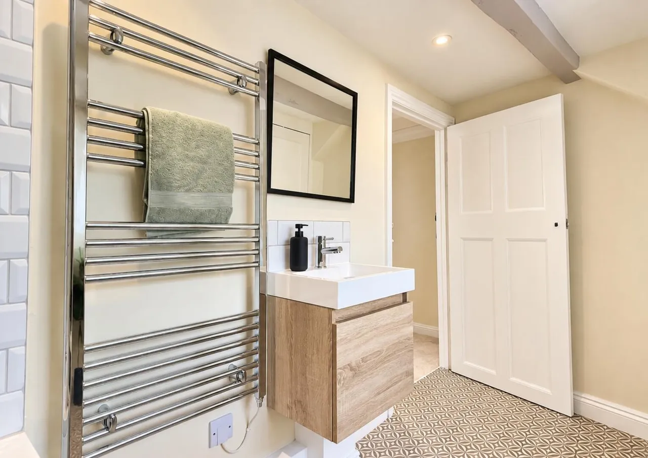 Bath Street, Frome, BA11, photo 9
