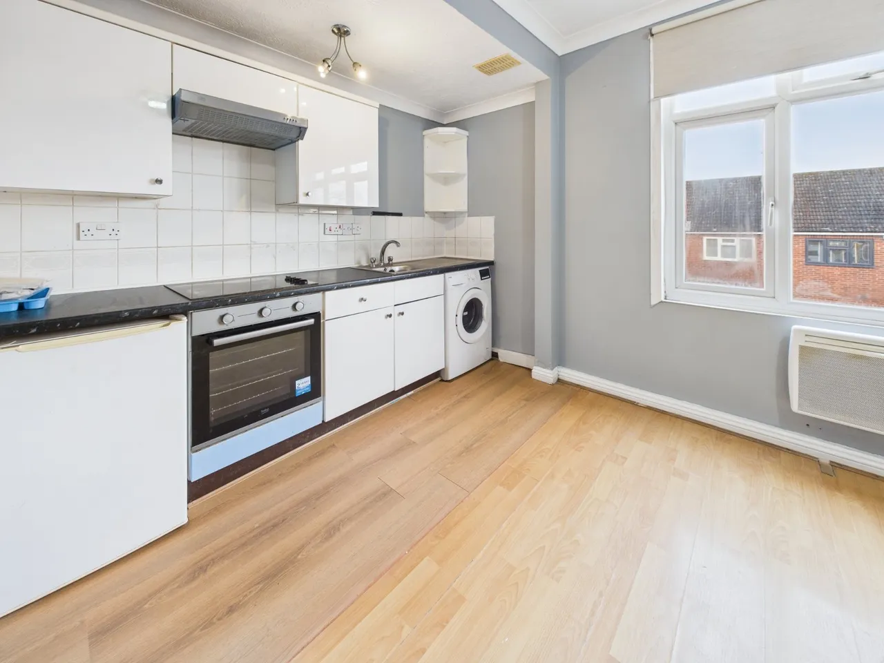 Hencroft Street South, Slough, SL1, photo 4