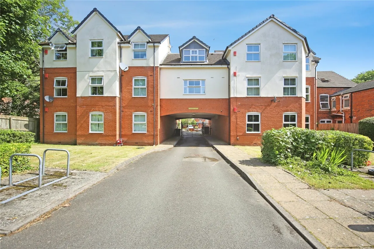The Avenue, Acocks Green, B27, photo 15
