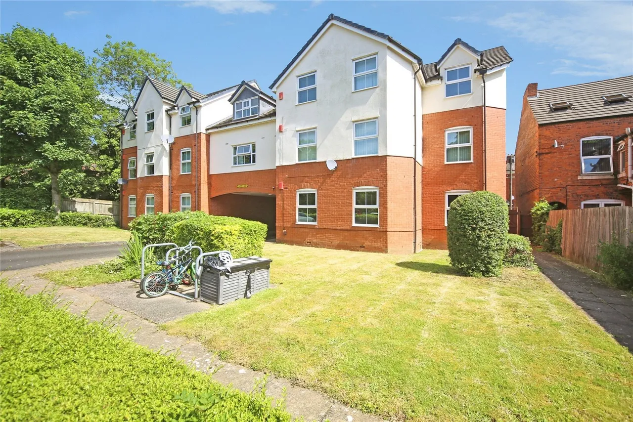 The Avenue, Acocks Green, B27, photo 2