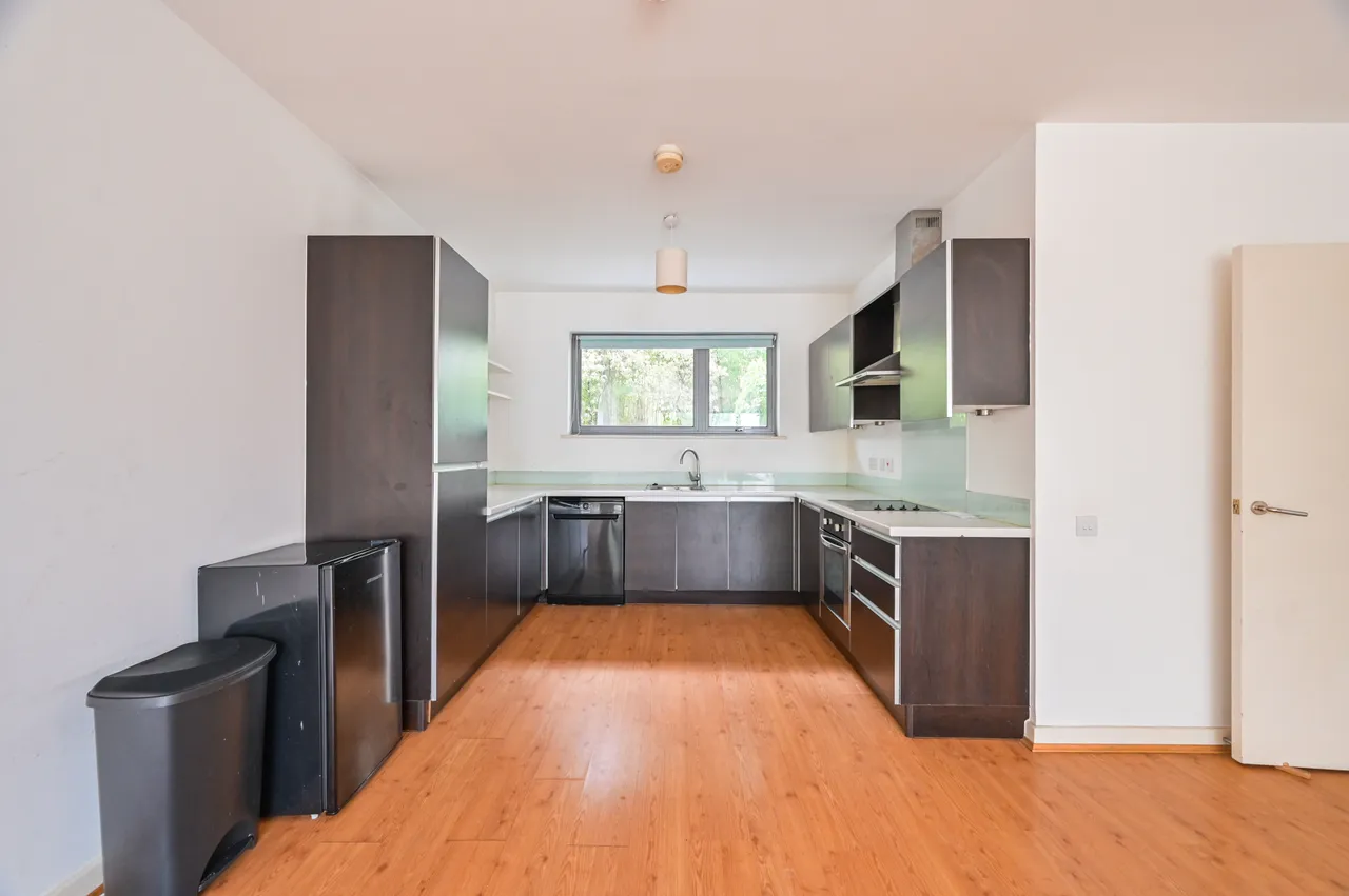 Apartment G09, 417 Wick Lane, London, photo 2