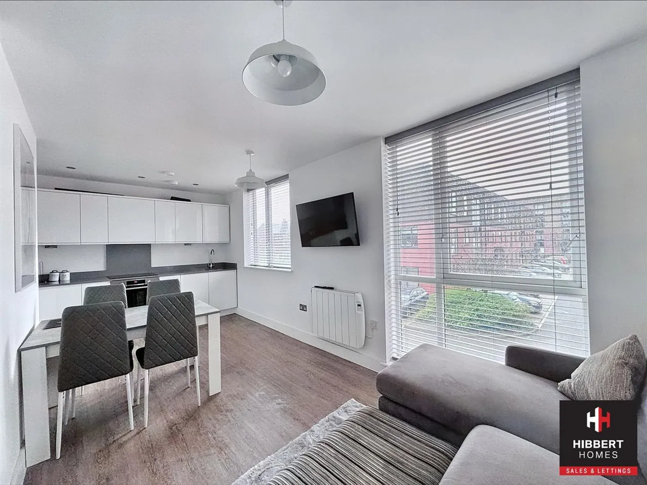 2 bed flat for sale, Dane Road, Sale, M33